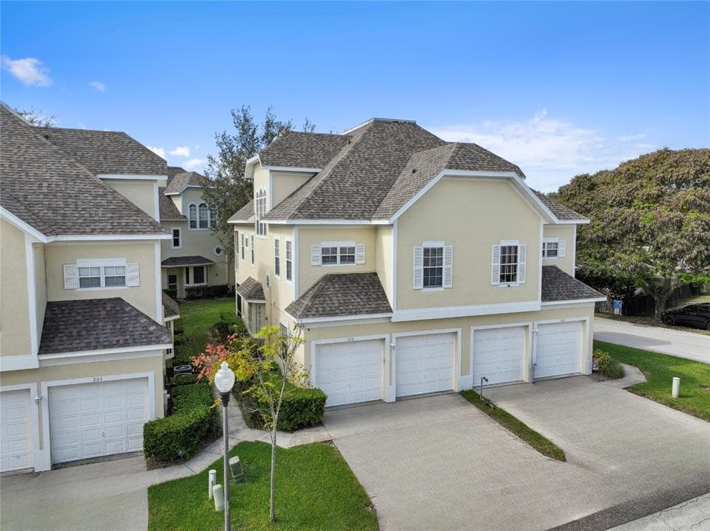 98 S HIGHLAND AVENUE UNIT 102 TARPON SPRINGS, FL 34689