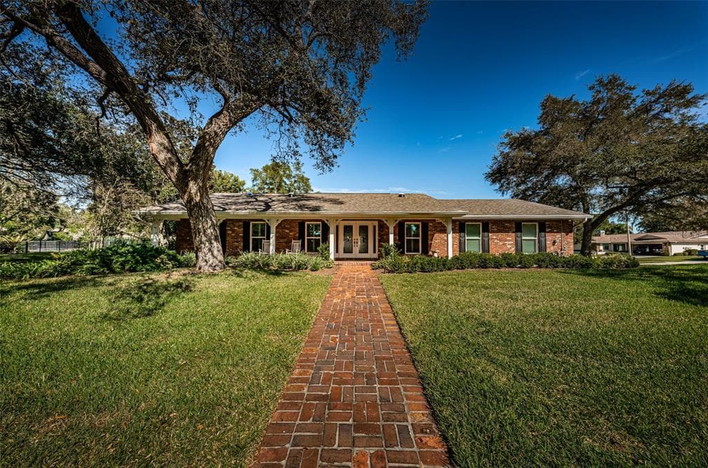 2862 SABER DRIVE