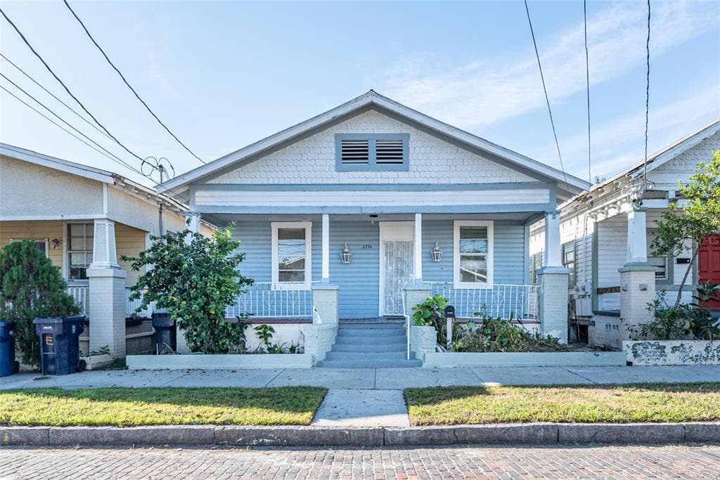 2330 W UNION STREET TAMPA, FL 33607