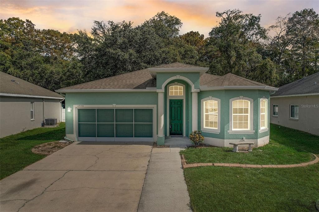 12146 HUNTERS LAKE DRIVE NEW PORT RICHEY, FL 34654