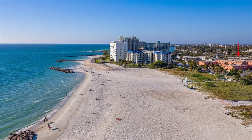 680 71ST AVENUE UNIT 4 ST PETE BEACH, FL 33706