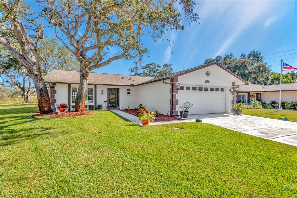 8727 BENTON DRIVE PORT RICHEY, FL 34668