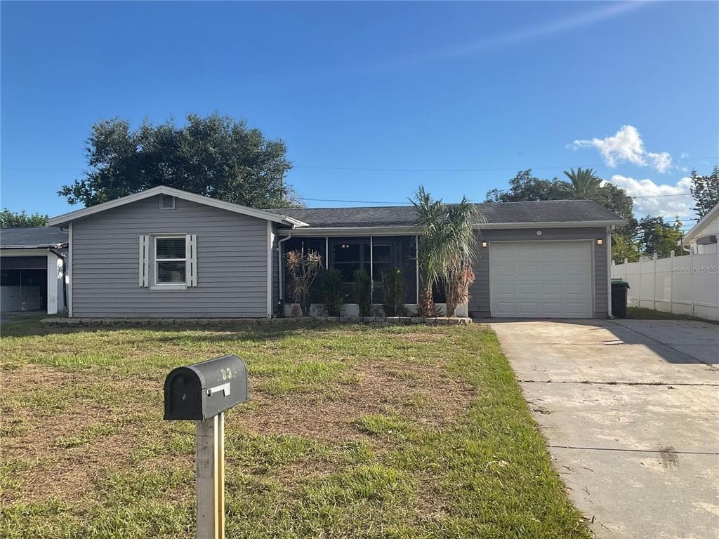8390 76TH AVENUE SEMINOLE, FL 33777