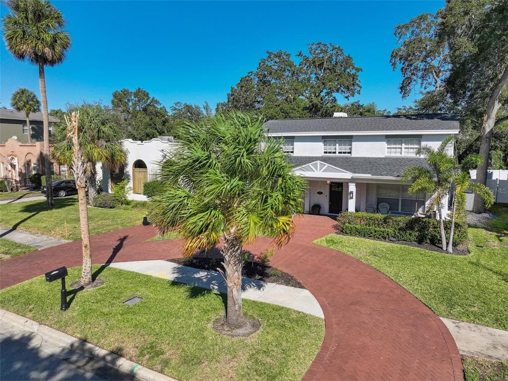 4605 W LAMB AVENUE TAMPA, FL 33629