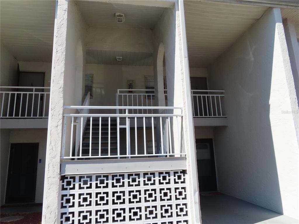 2625 STATE ROAD 590 UNIT 1714 CLEARWATER, FL 33759