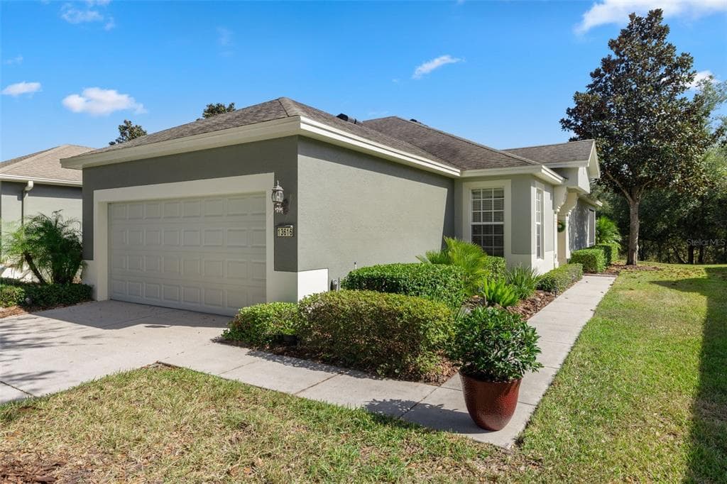 13616 CREST LAKE DRIVE HUDSON, FL 34669