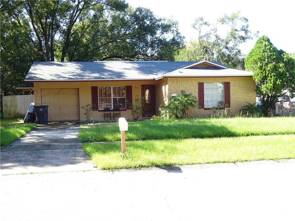 209 CIRCLE HILL DRIVE BRANDON, FL 33510
