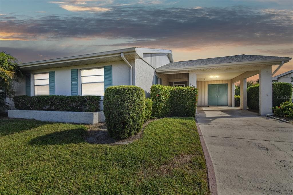 140 GLENDOWER CIRCLE UNIT 1 SUN CITY CENTER, FL 33573