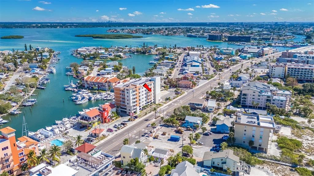 13101 GULF BOULEVARD UNIT 1502 MADEIRA BEACH, FL 33708