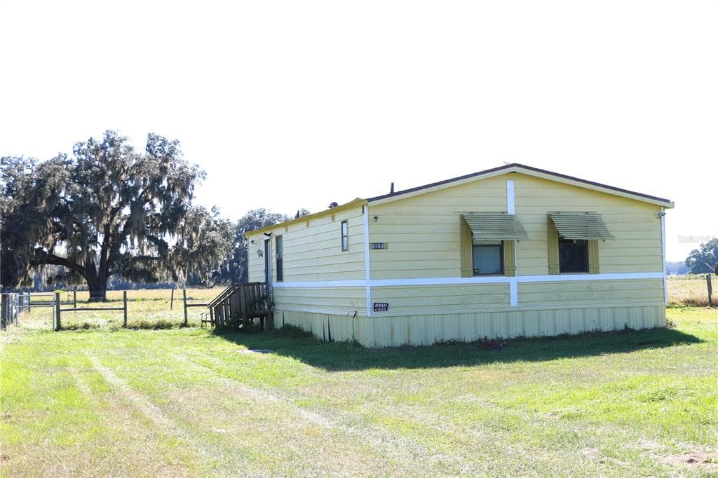 3585 TAMPA STREET BUSHNELL, FL 33513