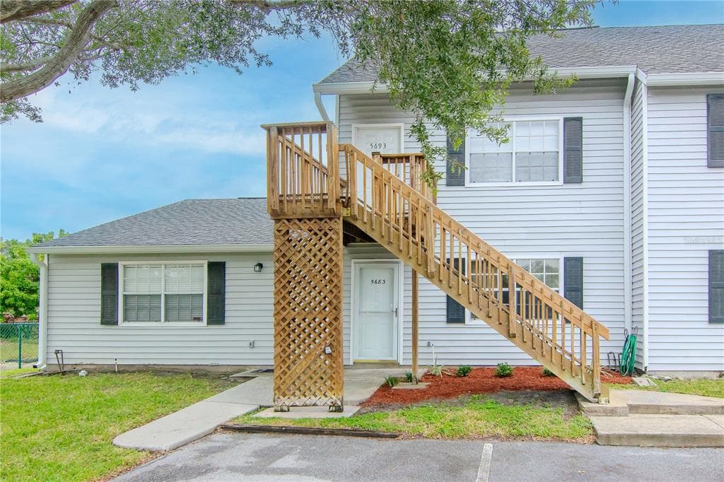 5683 67TH AVENUE N UNIT 112 PINELLAS PARK, FL 33781
