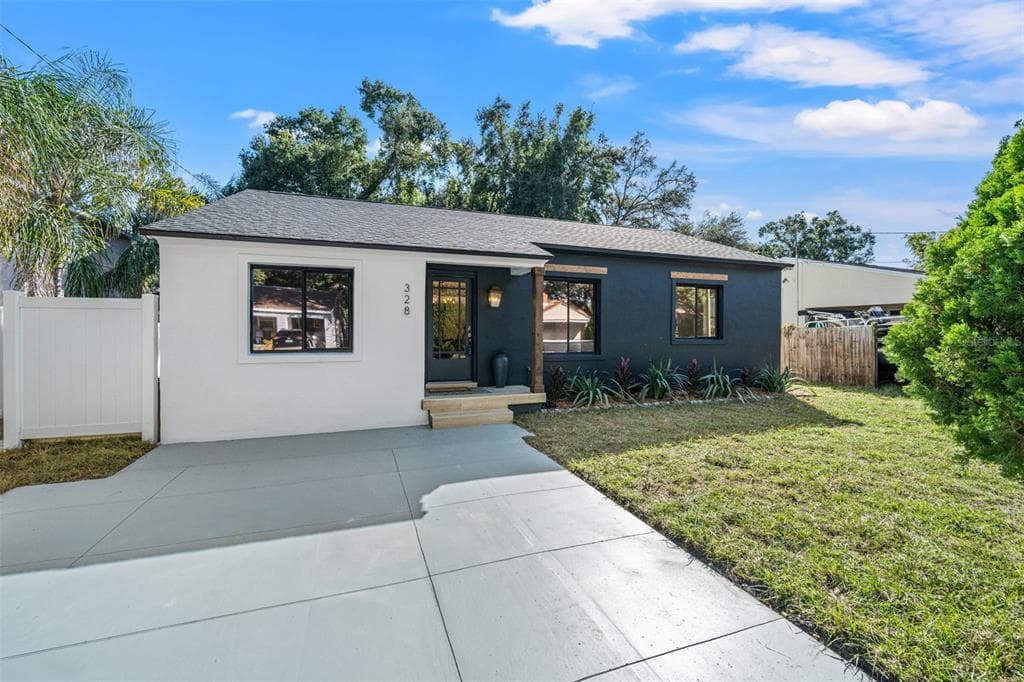 328 W RIO VISTA COURT TAMPA, FL 33604