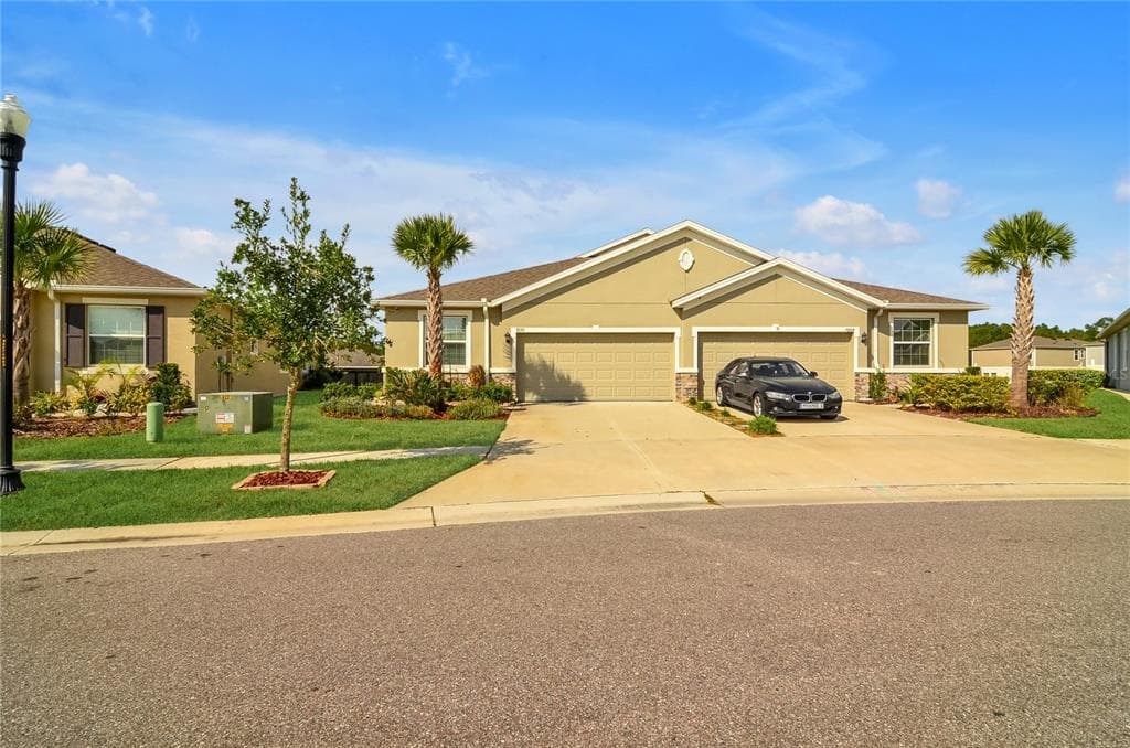 7692 STONEBROOK CIRCLE WESLEY CHAPEL, FL 33545