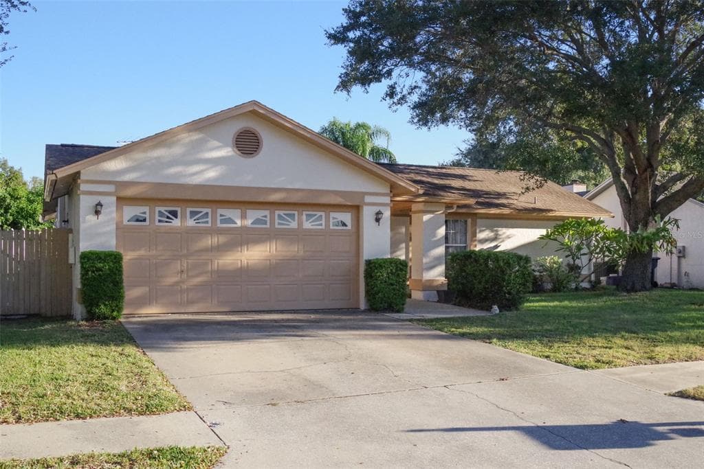 8081 PERTH DRIVE LARGO, FL 33773