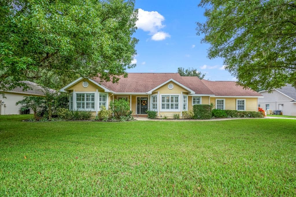 19514 COACHLIGHT WAY LUTZ, FL 33549