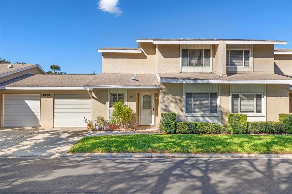 1671 CAPE ANN AVENUE NE UNIT 2 ST PETERSBURG, FL 33702