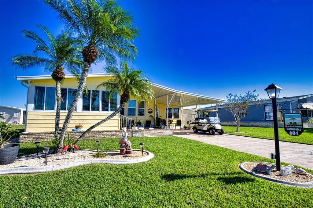 604 LA JOLLA CIRCLE NORTH PORT, FL 34287