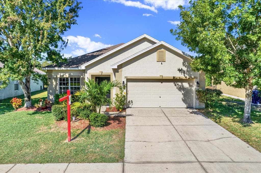 5831 SWEET WILLIAM TERRACE LAND O LAKES, FL 34639