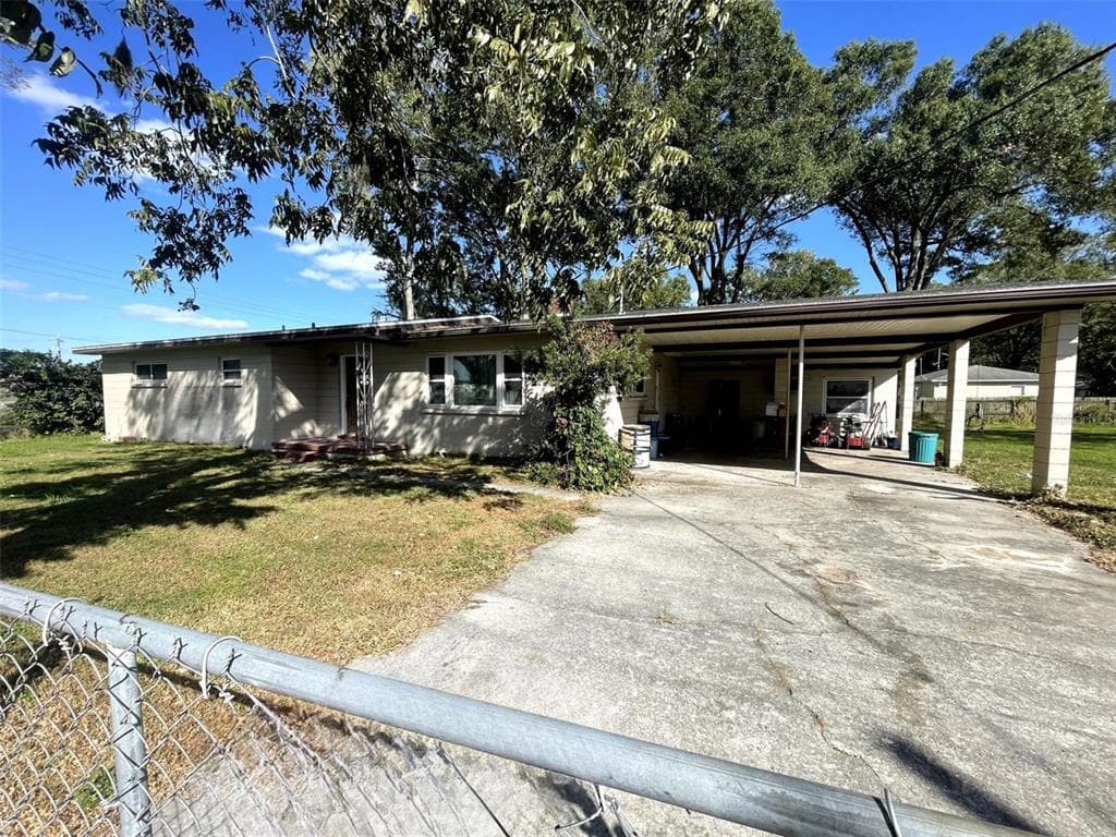 853 N GRADY AVENUE LAKELAND, FL 33815