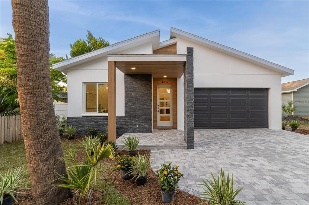4907 15TH AVENUE N ST PETERSBURG, FL 33710