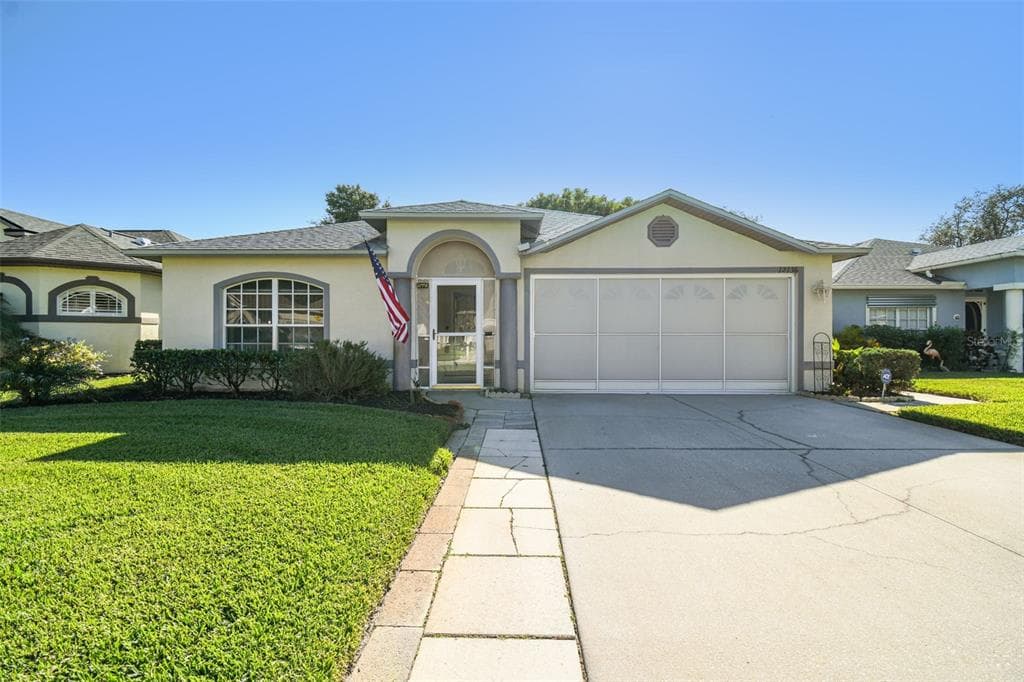 12136 LOBLOLLY PINE DRIVE NEW PORT RICHEY, FL 34654