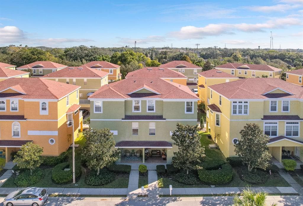 447 SHADDOCK STREET TARPON SPRINGS, FL 34689
