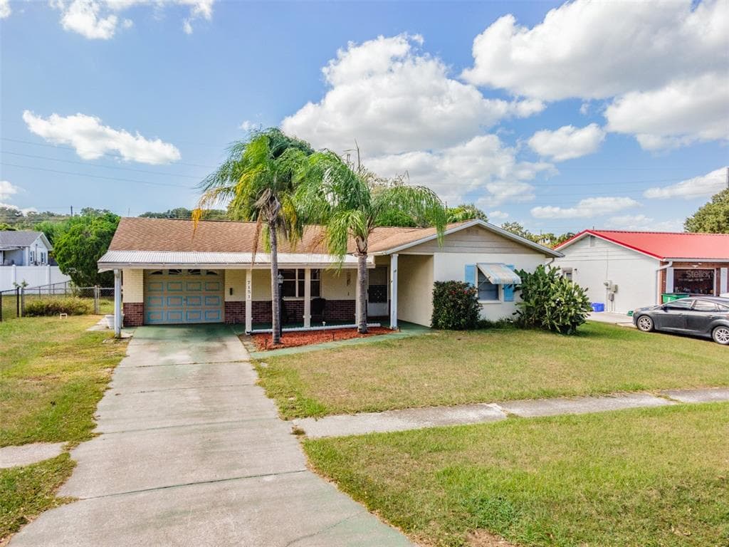 7151 ASHLAND DRIVE ZEPHYRHILLS, FL 33540
