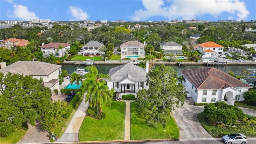 4921 LYFORD CAY ROAD TAMPA, FL 33629