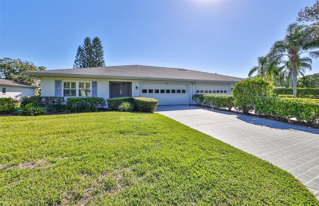 1703 HAMMERSMITH DRIVE SUN CITY CENTER, FL 33573