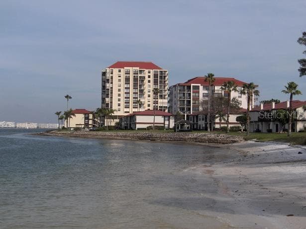 6287 SUN BOULEVARD UNIT 8 ST PETERSBURG, FL 33715