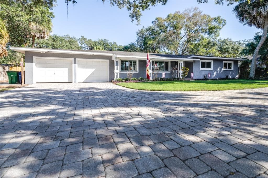 2604 S WEST SHORE BOULEVARD TAMPA, FL 33629