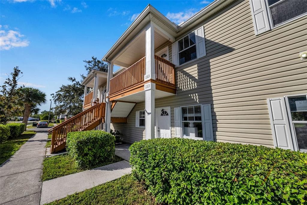9019 COCHISE LANE UNIT 102 PORT RICHEY, FL 34668