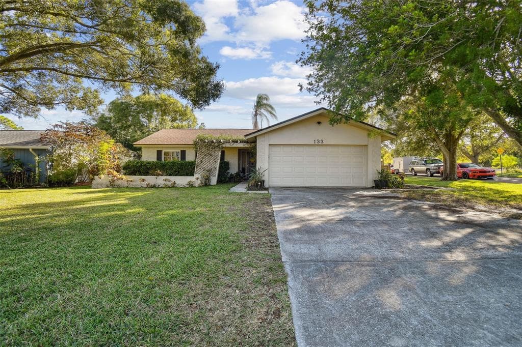 133 N BAY HILLS BOULEVARD SAFETY HARBOR, FL 34695
