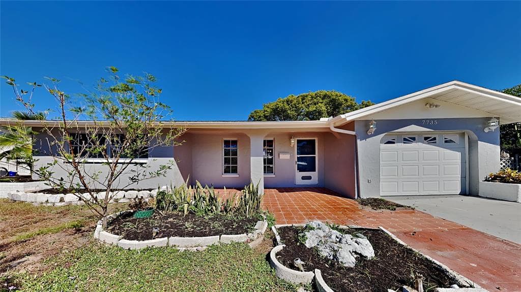 7735 LOTUS DRIVE PORT RICHEY, FL 34668