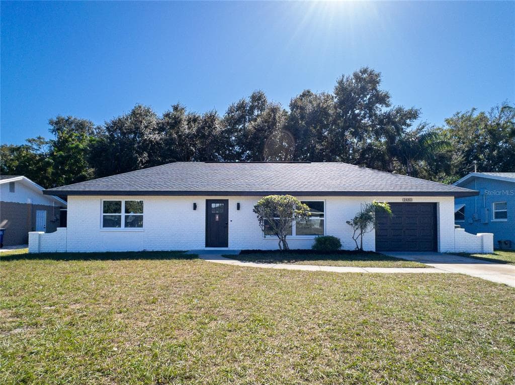 2481 BRENTWOOD DRIVE CLEARWATER, FL 33764