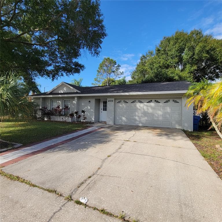 4008 WINDTREE DRIVE TAMPA, FL 33624