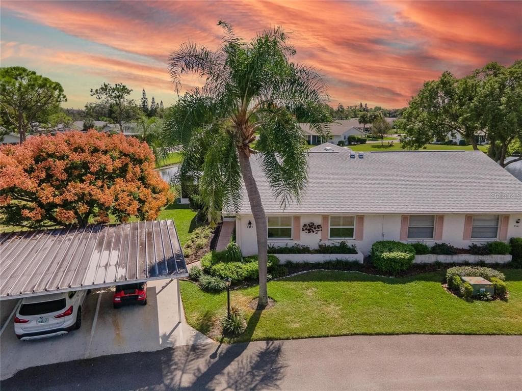 2343 GLENMORE CIRCLE UNIT 1 SUN CITY CENTER, FL 33573