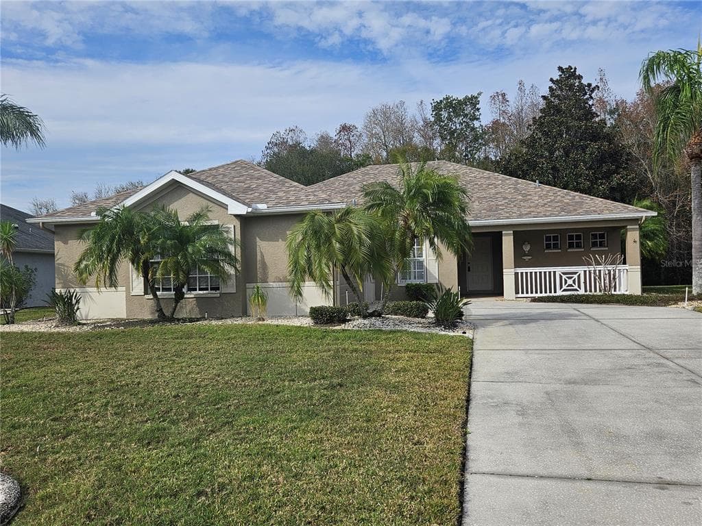 2206 N CREEK COURT SUN CITY CENTER, FL 33573