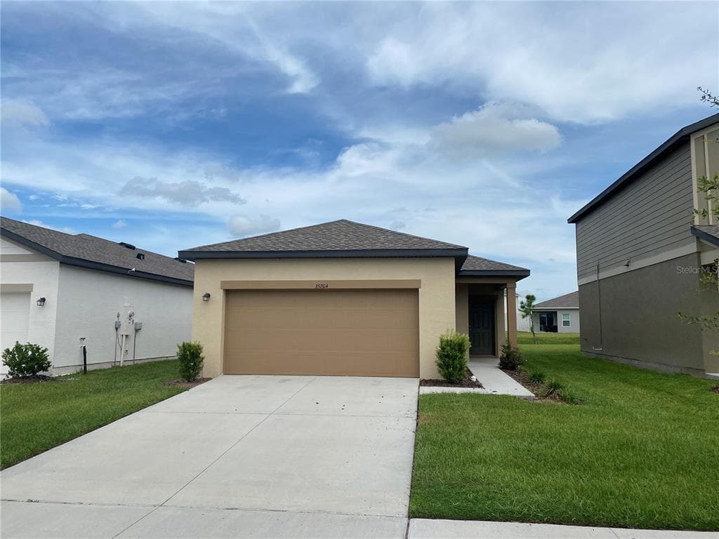 35204 WHITE WATER LILY WAY ZEPHYRHILLS, FL 33541