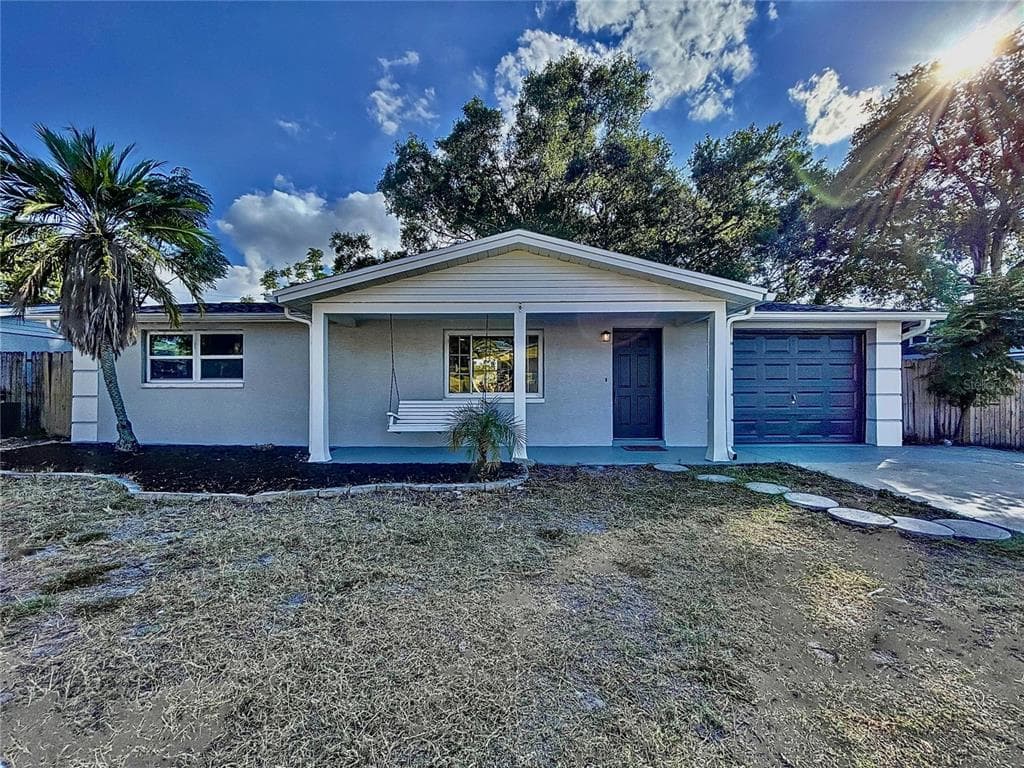 5046 VALIMOR DRIVE HOLIDAY, FL 34690