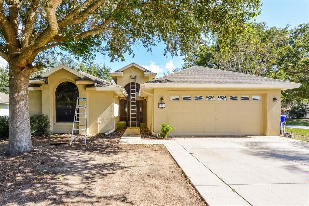 4541 MARSH HARBOR DRIVE TAVARES, FL 32778