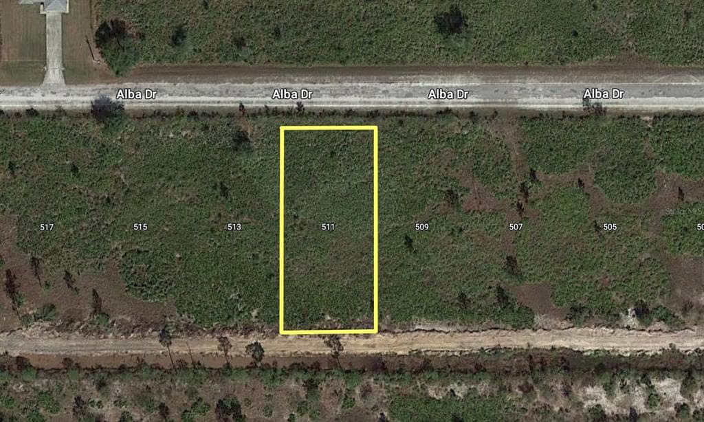 511 ALBA DRIVE INDIAN LAKE ESTATES, FL 33855