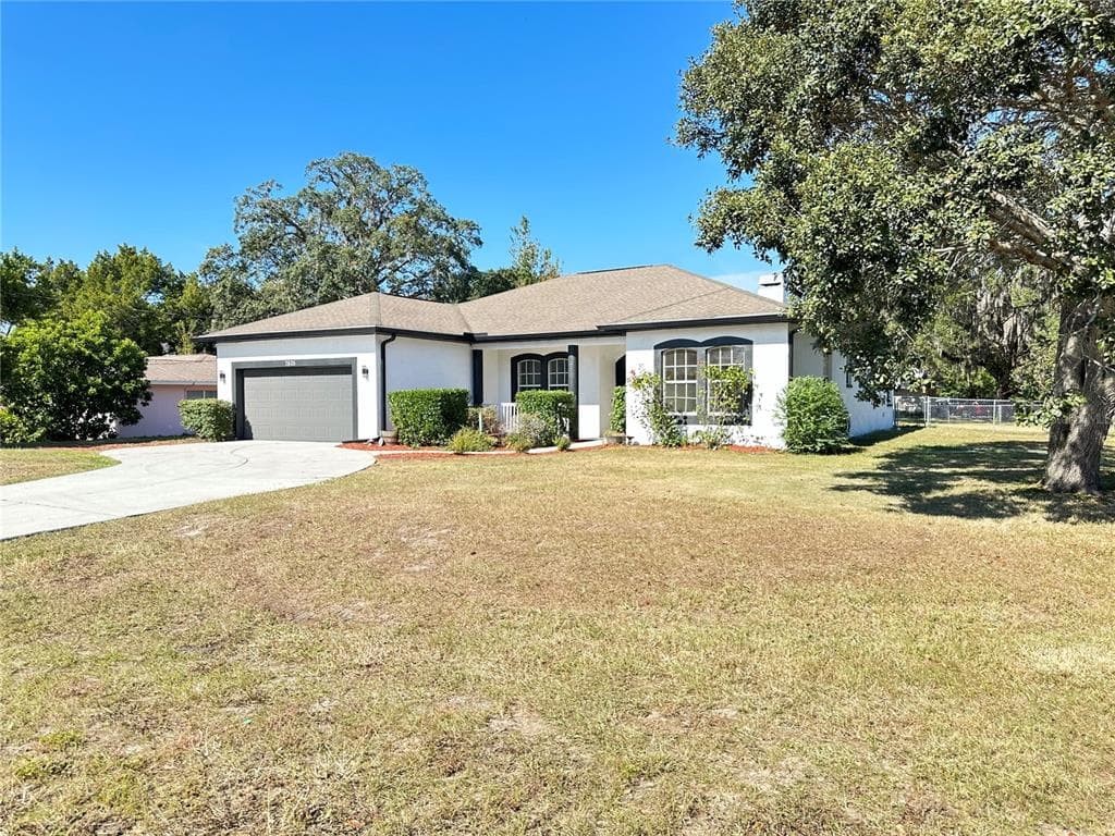 7605 HOLIDAY DRIVE SPRING HILL, FL 34606