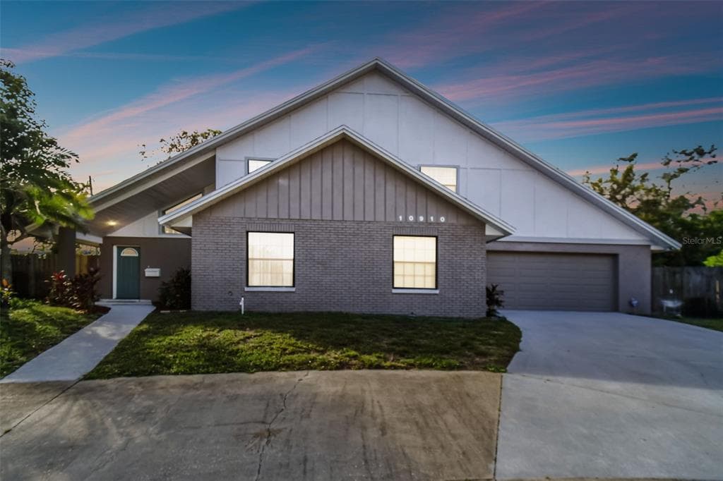 10910 N 19TH STREET TAMPA, FL 33612