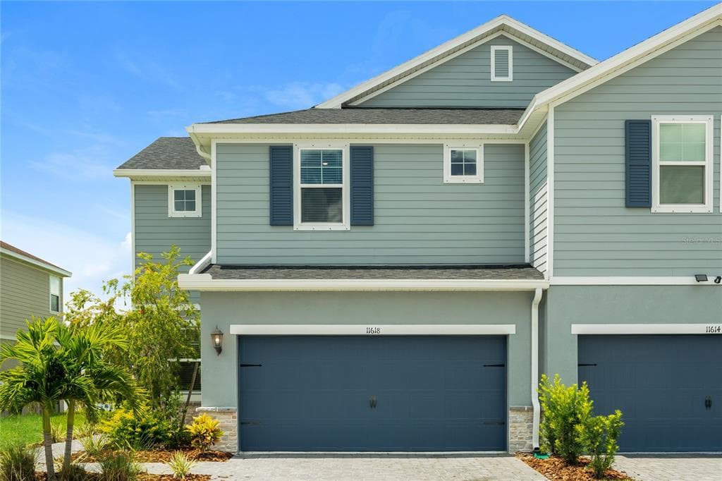 11618 WOODLEAF DRIVE BRADENTON, FL 34211