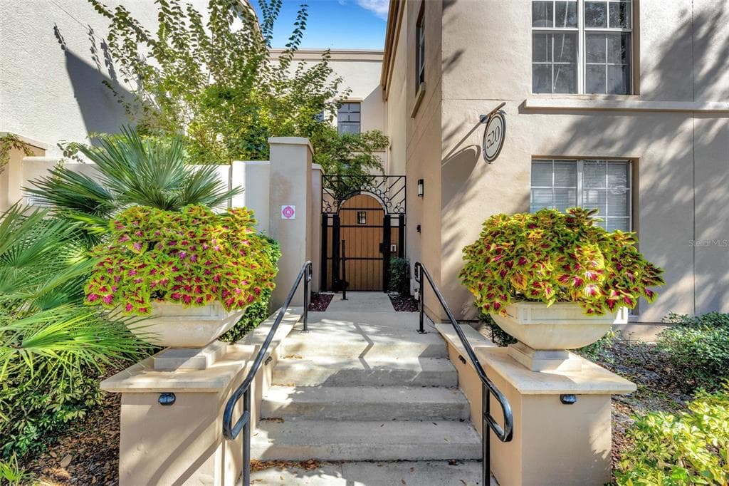 520 S ARMENIA AVENUE UNIT 1214 TAMPA, FL 33609