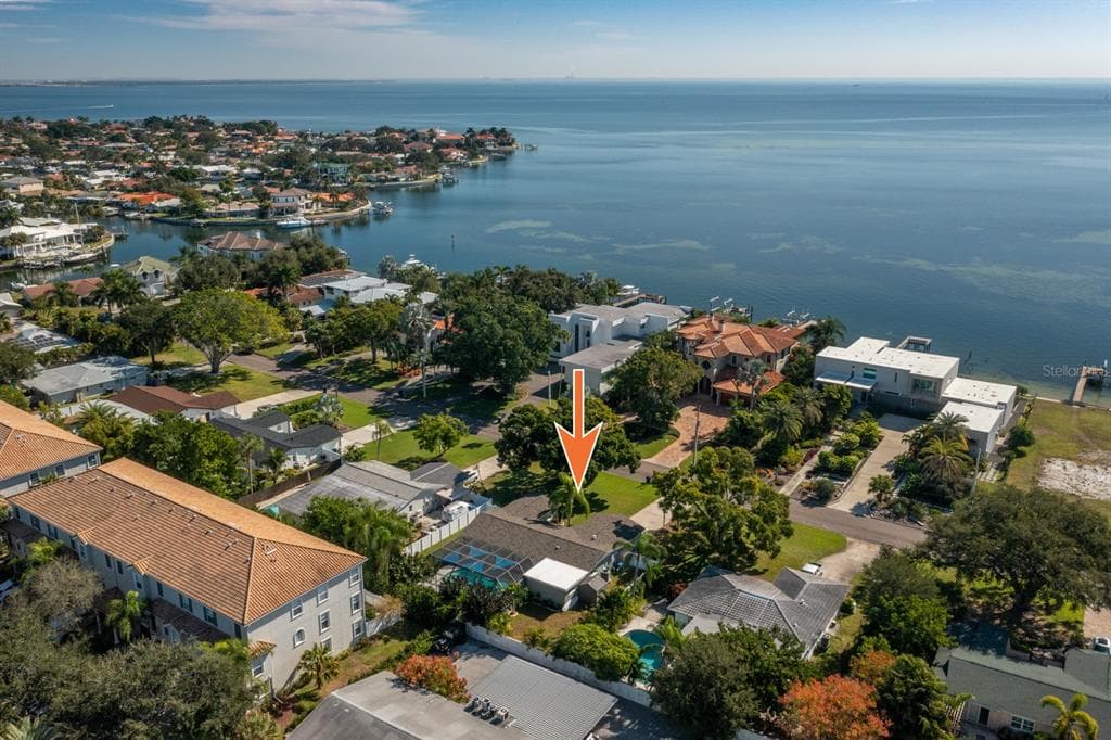 4600 BAYSHORE BOULEVARD NE ST PETERSBURG, FL 33703