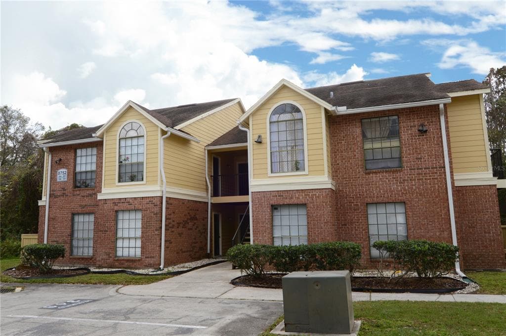 8752 MALLARD RESERVE DRIVE UNIT 203(Furnished) TAMPA, FL 33614