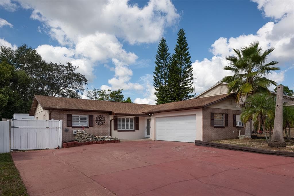 2016 DERBYWOOD DRIVE BRANDON, FL 33510