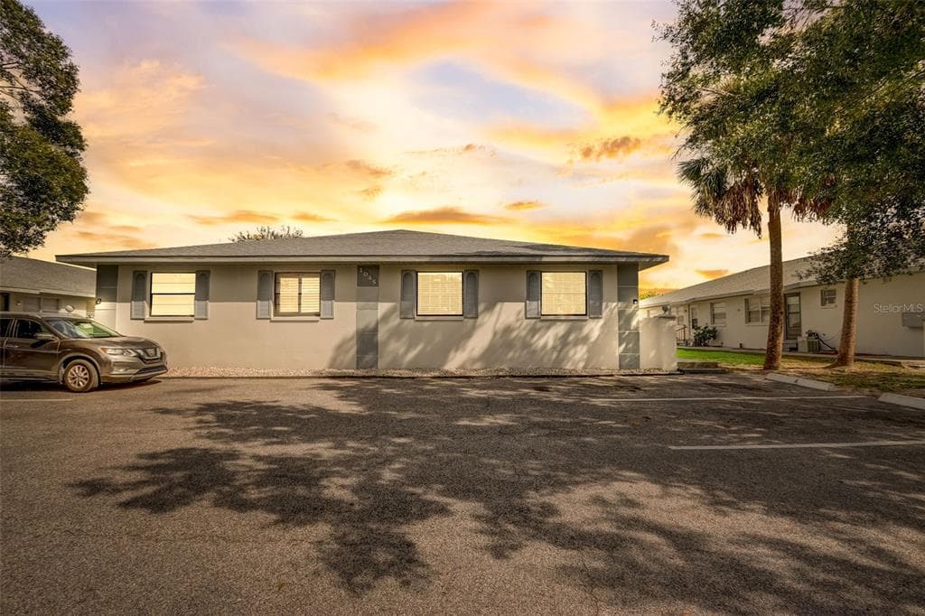 1045 APOLLO BEACH BOULEVARD UNIT C APOLLO BEACH, FL 33572